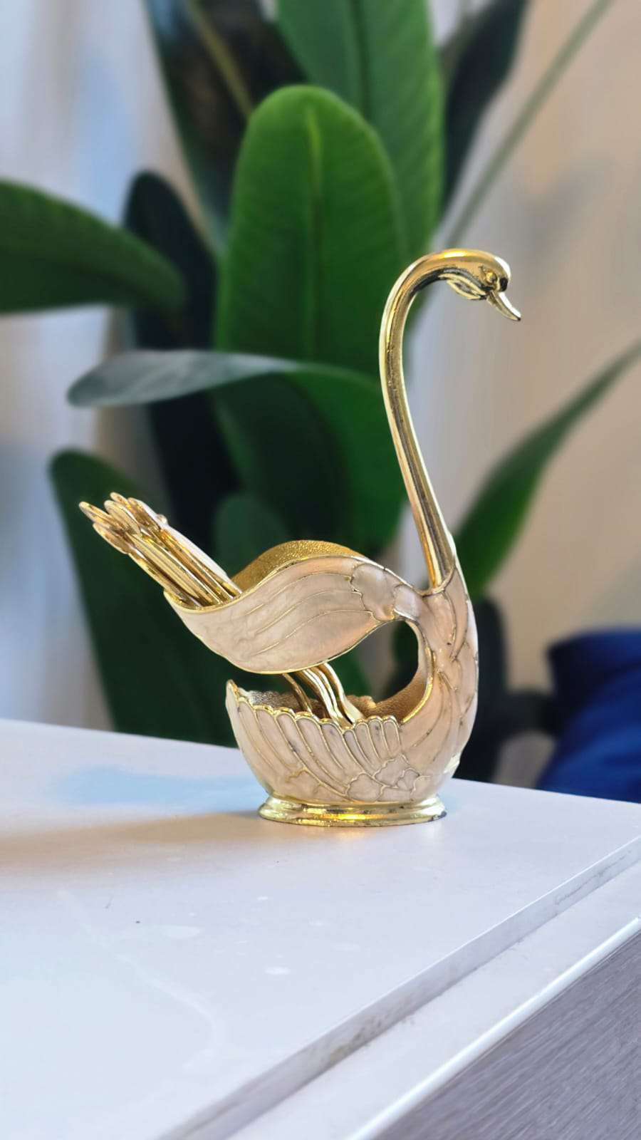 Spoon Set with Swan Stand – Elegant Gold Plated Tea Spoon Holder for Home & Gift